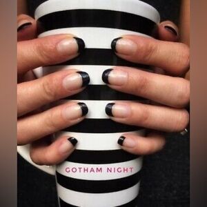 Color Street Gotham Night French Manicure